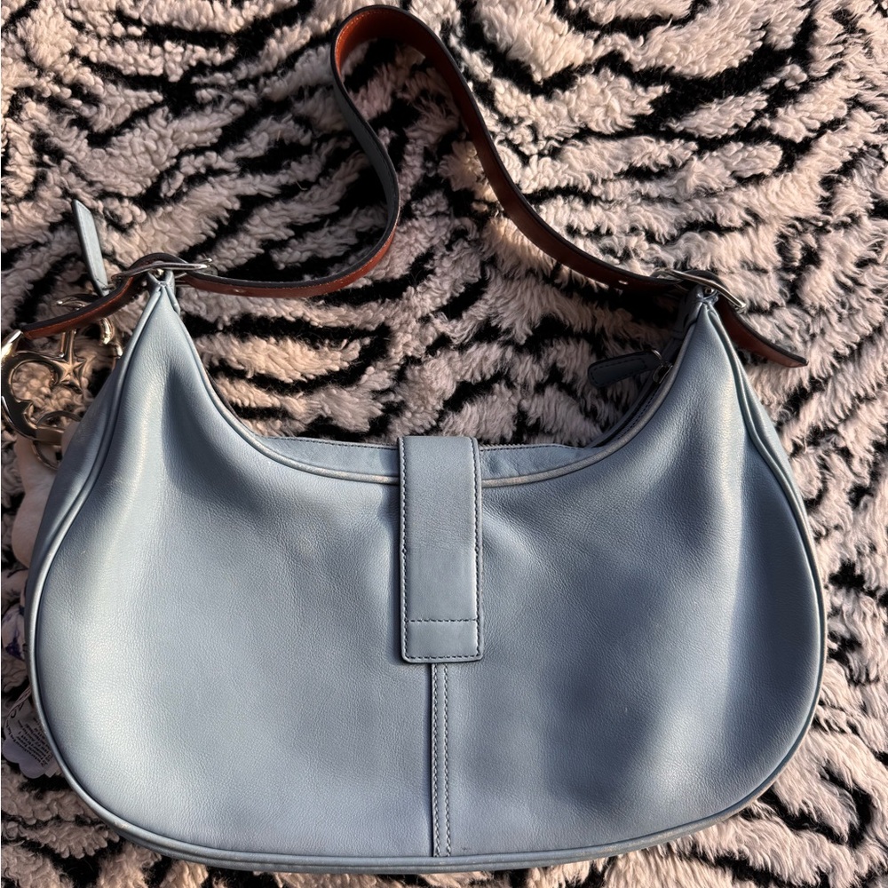 Coach Baby Blue Leather Crescent Shoulder Bag - Picture 4 of 7